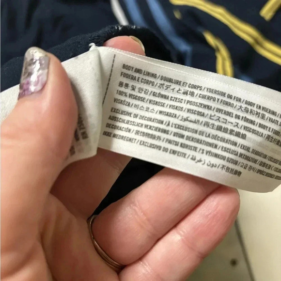 Abercrombie & Fitch Romper Size XS Petite Shorts Striped Blue Yellow Jumper - Picture 7 of 8